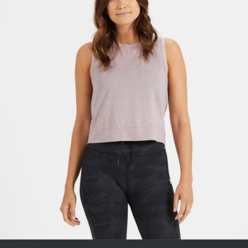 Vuori Lizette Crop Top Small?